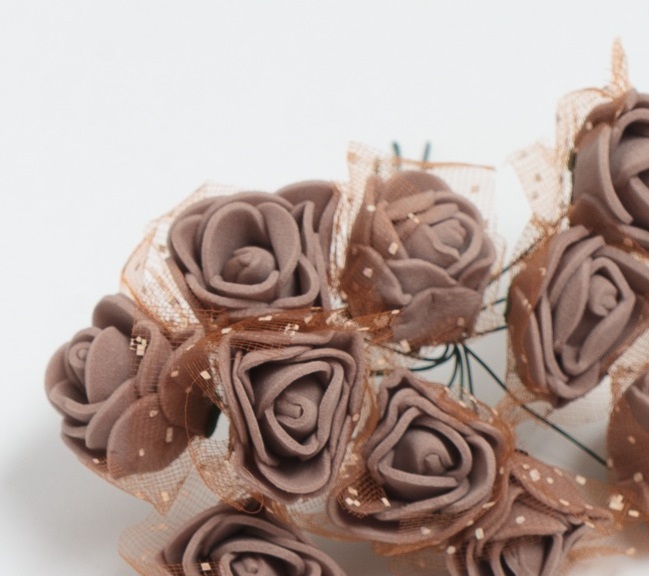 Головки цветков "Розочка" на веточке с сеточкой, 12 шт. коричневый