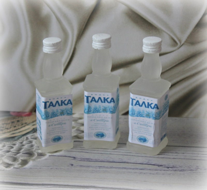 Сувенирное мыло ручной работы Бутылка водки "Талка".