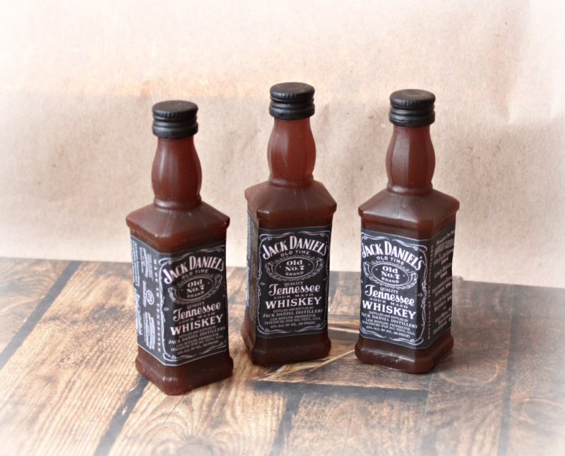 Сувенирное мыло ручной работы Бутылка виски "Jack Daniel's".