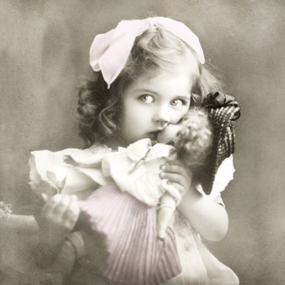 Салфетка для декупажа "Девочка с куклой", трехслойная, бумажная, 33х33 см., 1/4 (Vintage Design)
